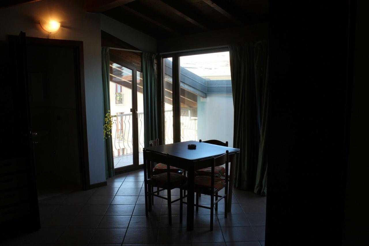 Apartamento Casa regina Desenzano del Garda Exterior foto