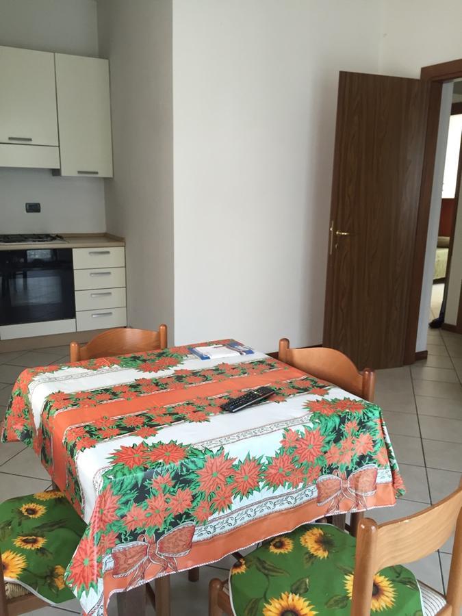 Apartamento Casa regina Desenzano del Garda Exterior foto